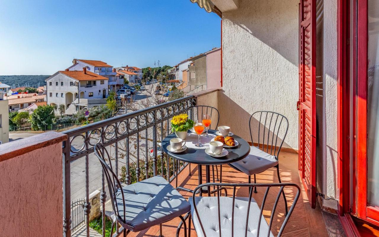Apartment Green Pula, Family Friendly, Comfortable, Free Parking And Wifi Ngoại thất bức ảnh